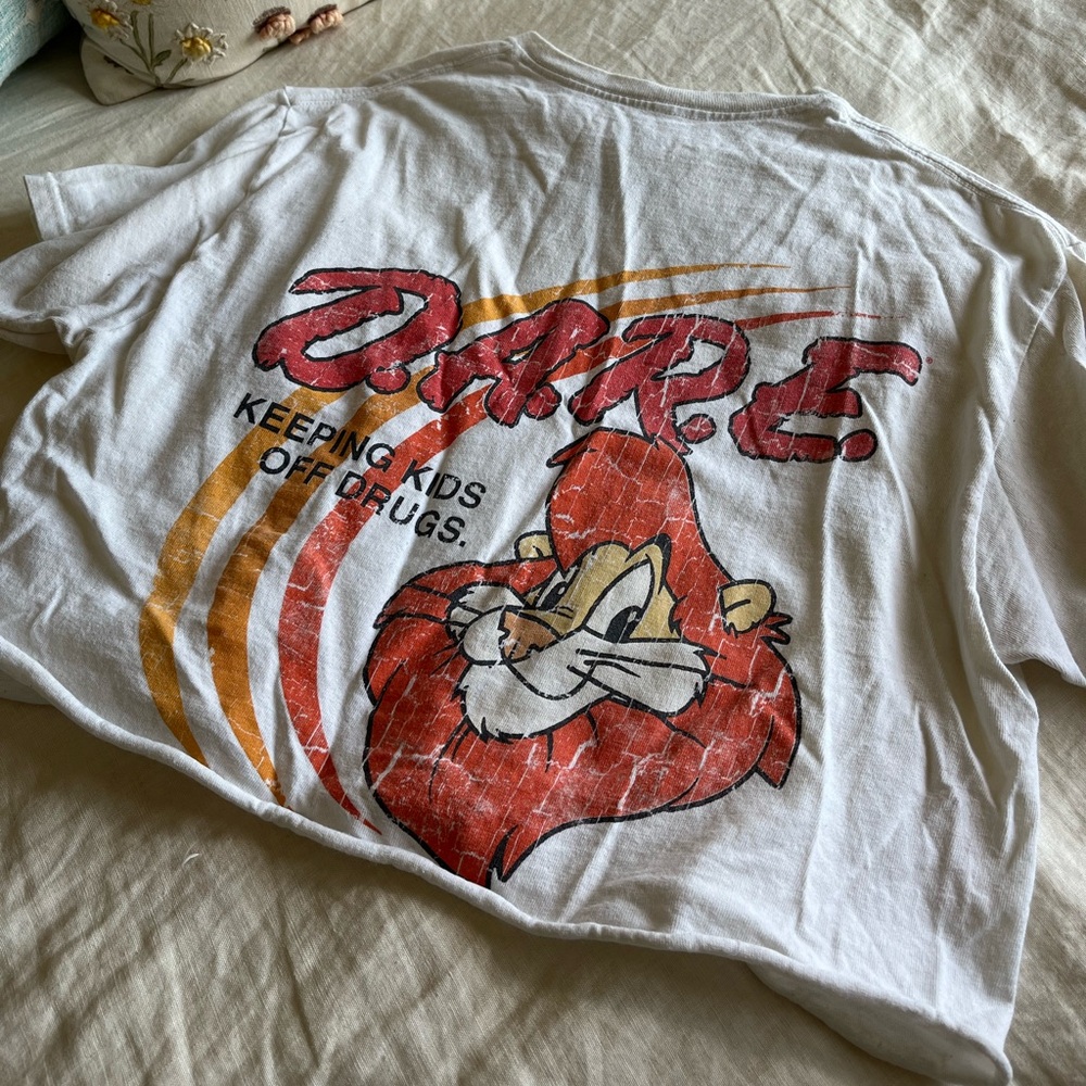 DARE Keeping Kids Off Drugs T Shirt Crop Top Size L